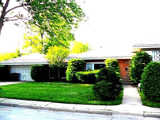 1st image of 3840 W North Shore Ave