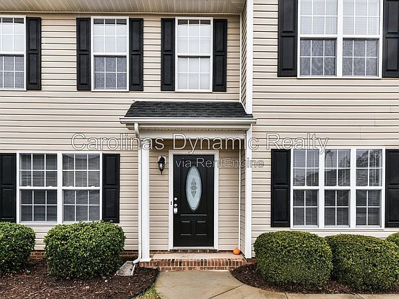 2nd image of 1002 Hannah Pl