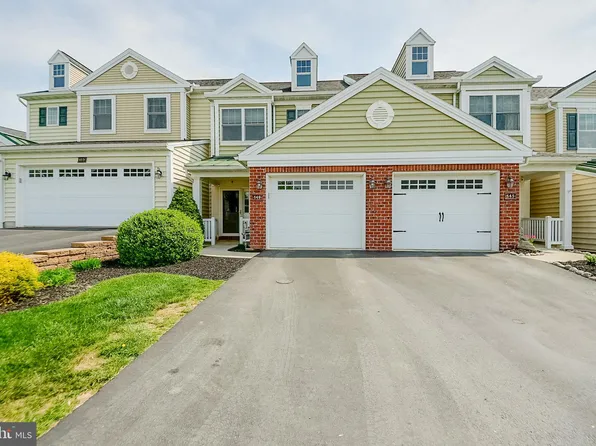 149 Copperstone Ct, Millersville, PA 17551