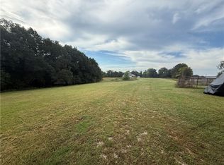 21435 S Vanzant Rd, Springdale, AR 72764