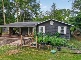 554 E River View Dr, Austinburg, OH 44010