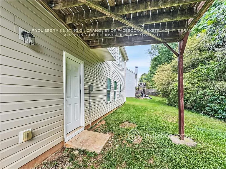 4730 Camelot Dr — Photo 19