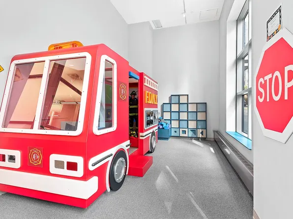 10 West End Avenue image 18 of 18