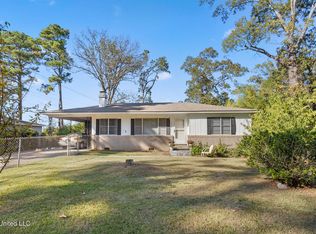 1966 Gloria Dr, Pearl, MS 39208