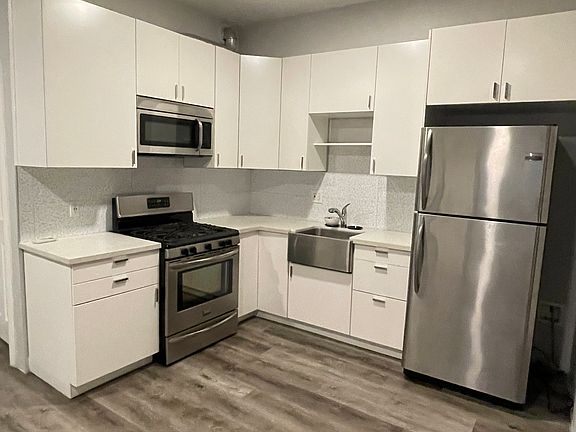 2nd image of 10357 Silverton Ave