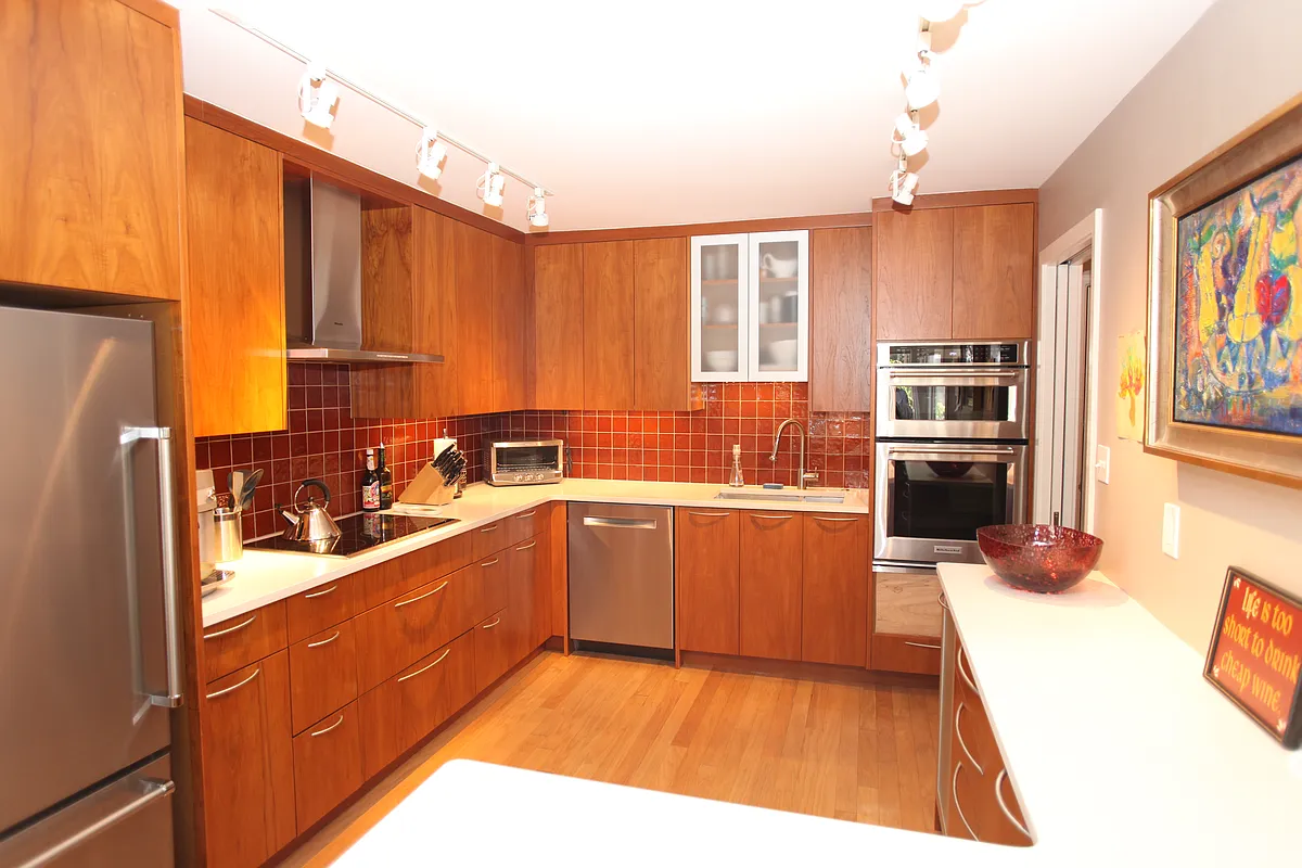 Building Photo - 1045 31st St NW #205