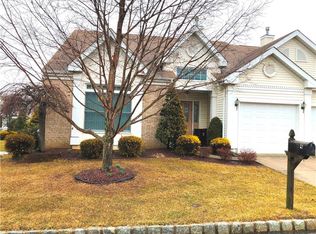 4 Severn Way #4, Monroe, NJ 08831