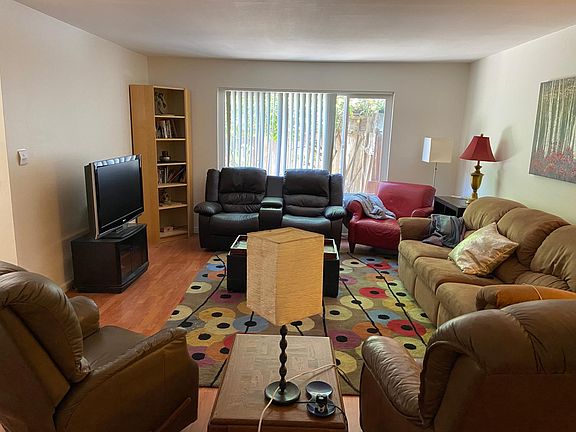 4th image of 963 Temple Dr APT 1