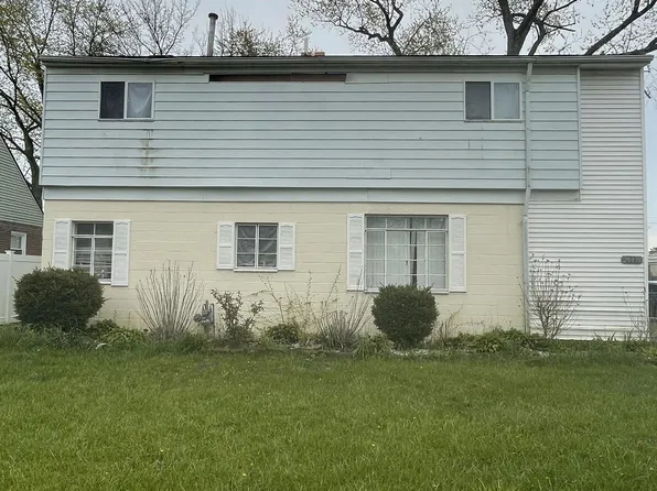 20030 Winthrop St, Detroit, MI 48235