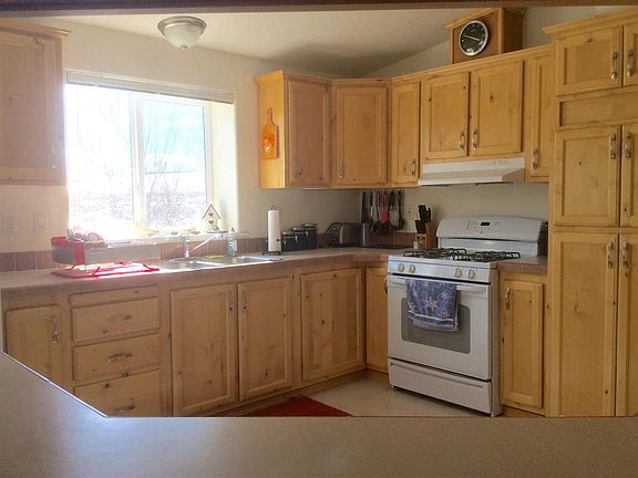 2nd image of 155 N Willow Creek Ln