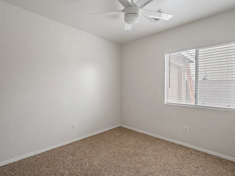 3746 E Magnus Cir — Photo 11