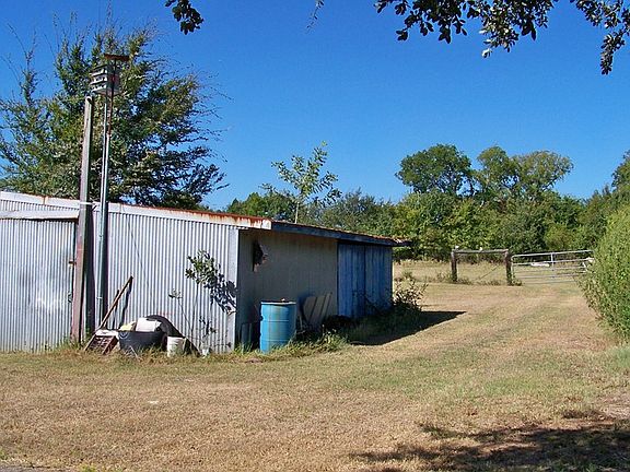 4th image of 2346 Us Hwy 175 E