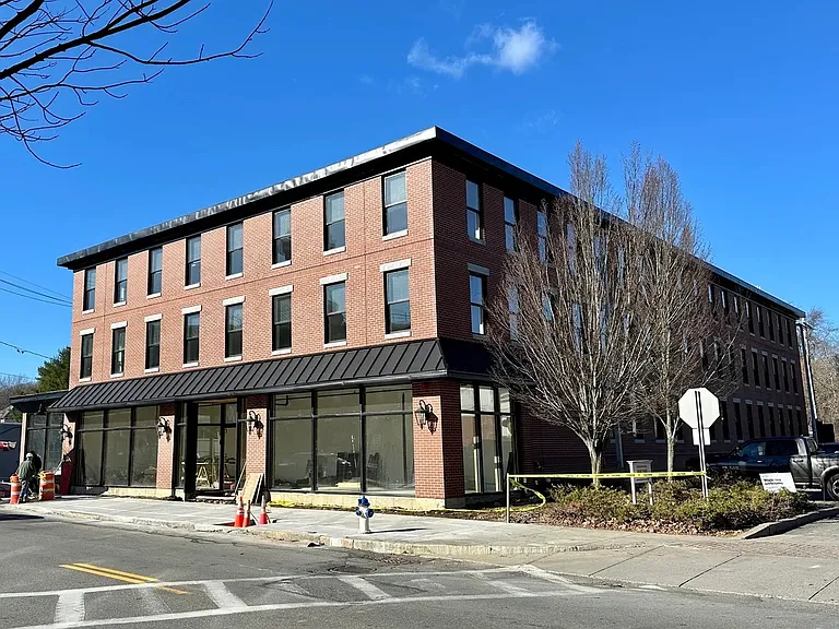 115 Main St #18 — Photo 1