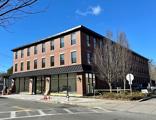 115 Main St Photo 1