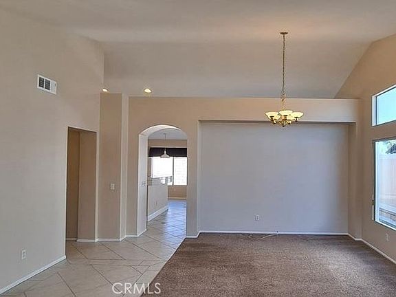 4th image of 832 Homestead Rd