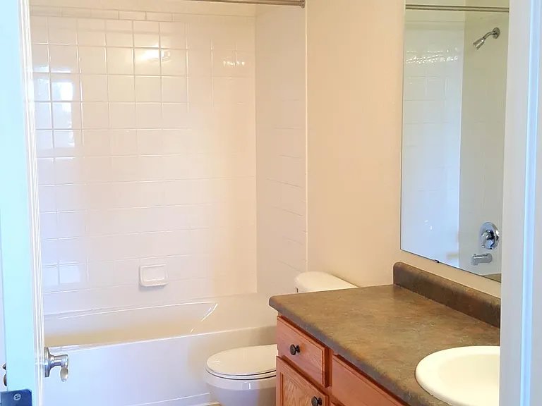 Bedroom 2 - Full Bath