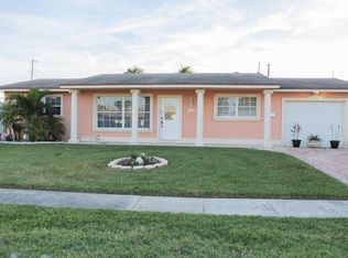 3152 Capri Rd, Palm Beach Gardens, FL 33410