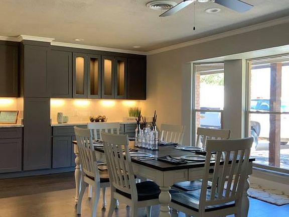 4th image of 3010 Ventura Dr