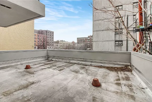 Rented by REAL New York | media 10