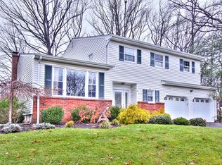 9 Cardinal Ave, Edison, NJ 08820