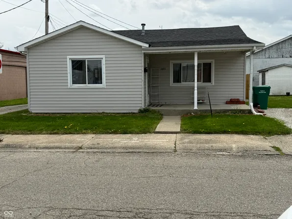 1681 R Ave, New Castle, IN 47362