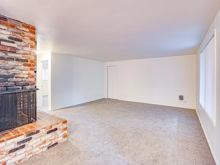 Quailwood Apartments — Photo 32