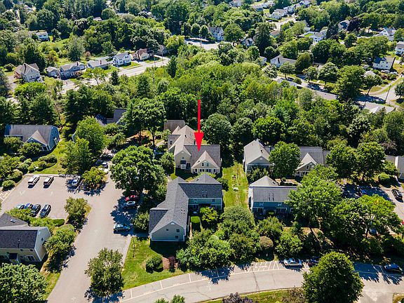 3rd image of 81 Glenridge Drive #81