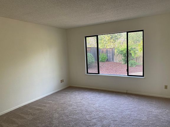 4th image of 160 Marbella Ct
