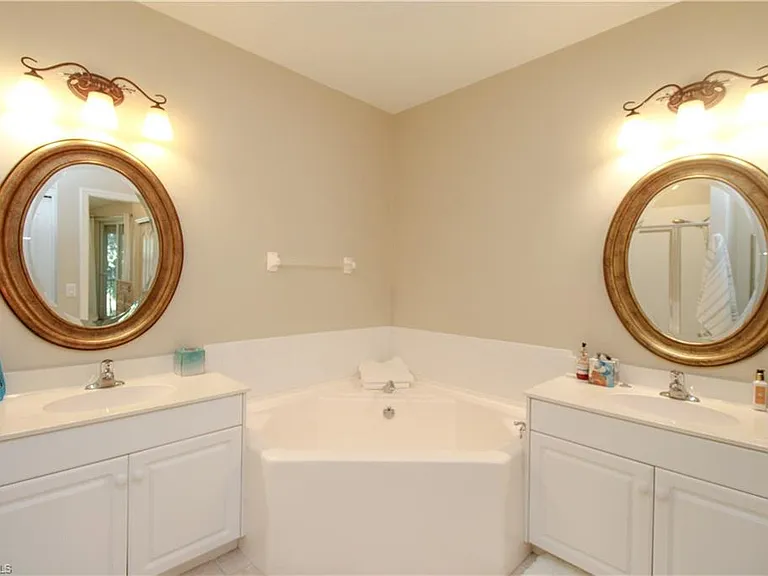 3435 Laurel Greens Ln S #201 — Photo 43