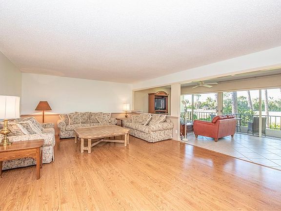 3rd image of 109 Clubhouse Ln APT 296
