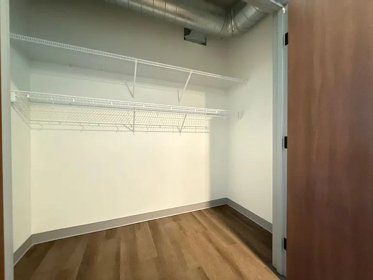 The Leo at the Hub Apartments — Photo 30