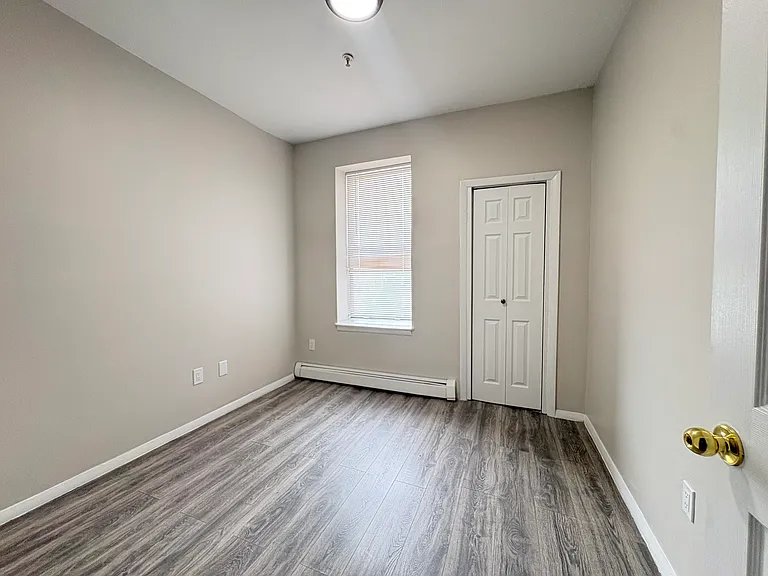67 Brinkerhoff St #3D — Photo 4