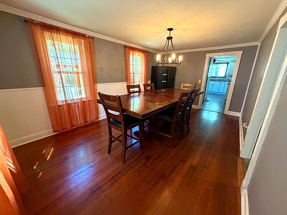 3rd image of 508 Vernon Ave