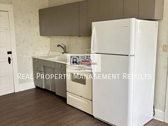 4th image of 1363 Mesker Park Dr #D