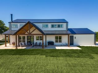 917 Marlow Rd, Bells, TX 75414