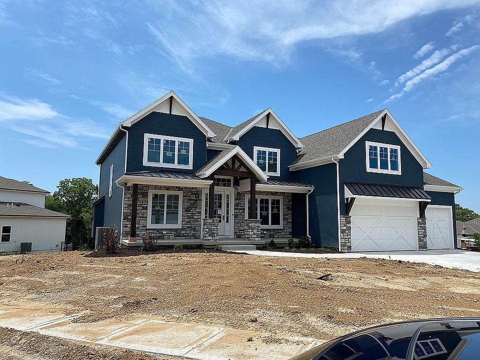 2nd image of 14857 Thousand Oaks Pl