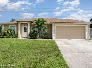 721 Glencove Ave NW, Palm Bay, FL 32907