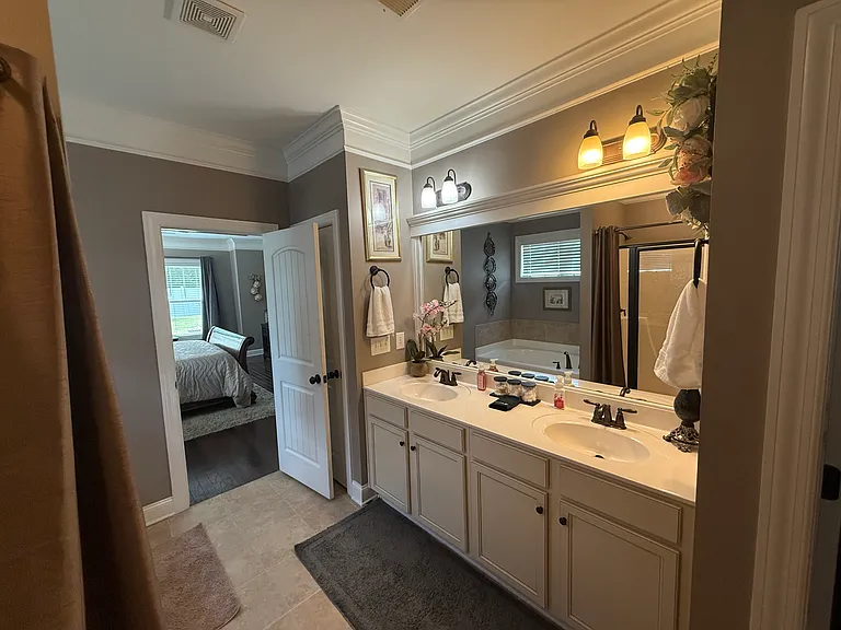 122 Ramsbrook Dr — Photo 15
