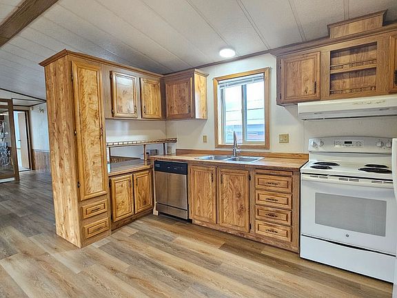 5th image of 1001 Idaho St Space 11