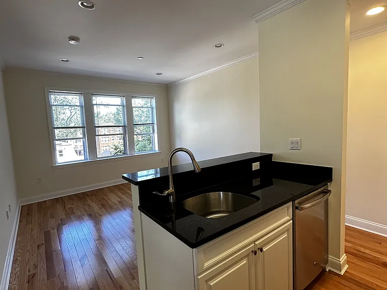 3 Chauncy St #10 — Photo 8