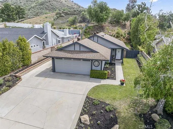 27844 Carnegie Ave — Photo 24