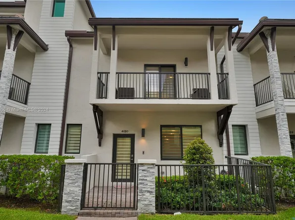 4680 NW 83rd Pkwy #4680, Miami, FL 33166