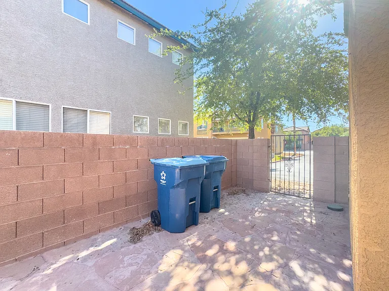 3610 Pinnate Dr — Photo 16