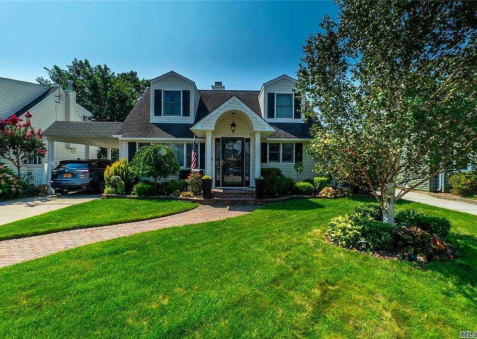 1st image of 77 Evans Ave