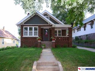 4318 Davenport St, Omaha, NE 68131