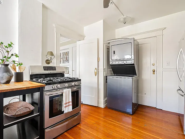 2083 NW Johnson St #61 — Photo 14