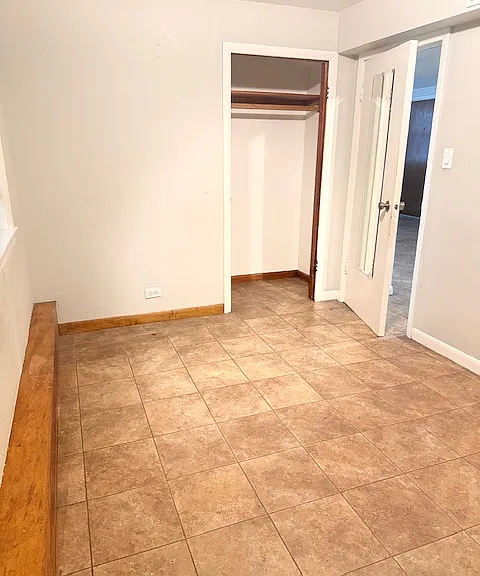 4430 N Saint Louis Ave #G — Photo 6
