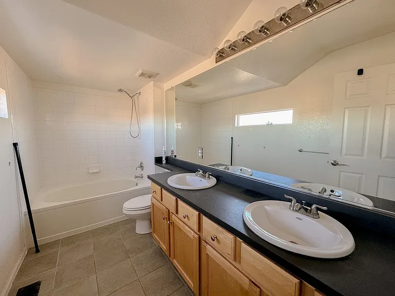 20102 E 40th Pl — Photo 19