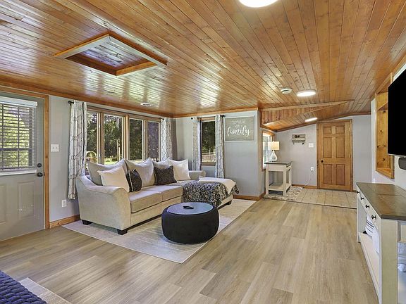 5th image of 10308 Root River DRIVE