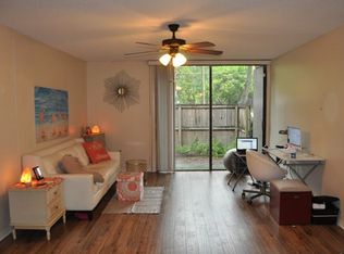 601 SW 75th St APT 101, Gainesville, FL 32607